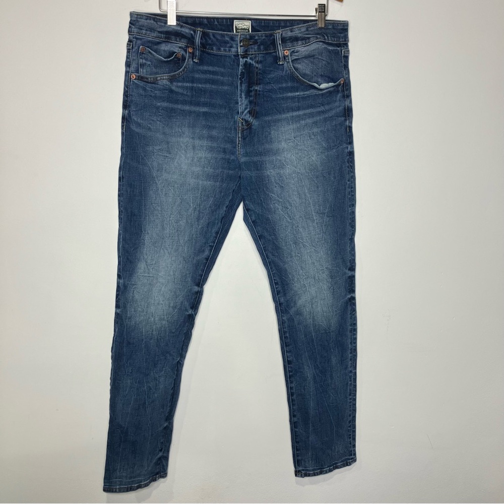 American Eagle men’s athletic fit jeans airflex‎ + size 36 x 32 casual preppy